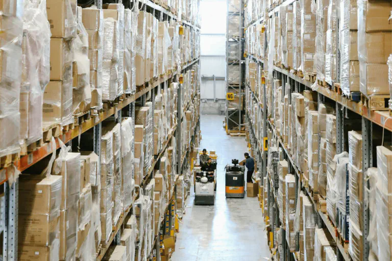 Gestión de almacenes en la adquisición de bienes nuevos