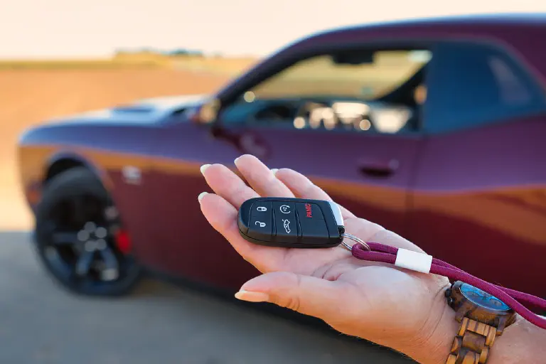 Car keys for vehicle handover