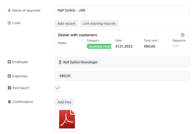 Monatsübersicht mit zusammengeführten Reisekosten und Erstattungsbeträgen in SeaTable