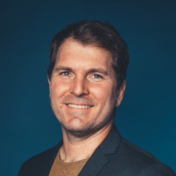 Dr. Ralf Dyllick-Brenzinger