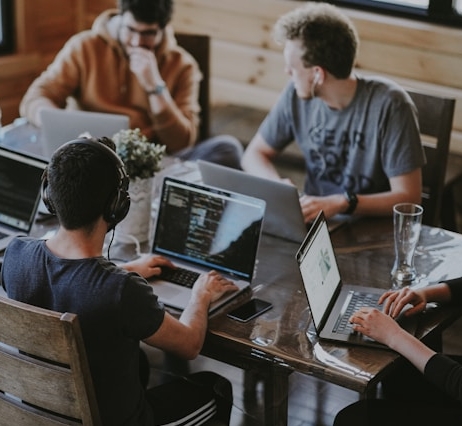 The reference management program Citavi is suitable for group work, as data can be easily shared.
