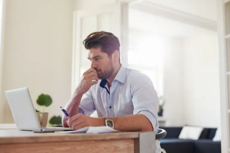 Los autónomos ahorran hasta un 30% de tiempo de trabajo con el software no-code.