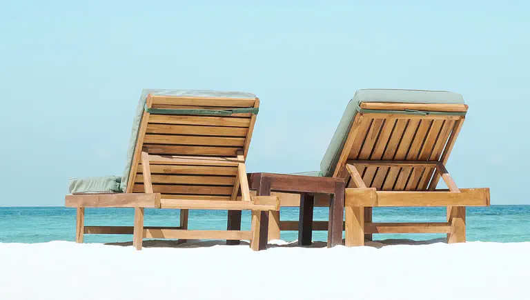 Two sun loungers can be seen after the leave has been successfully submitted