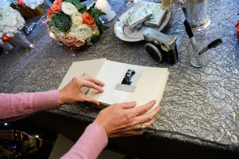 Gästebuch Hochzeit Ideen: Hochzeitsgästebuch mit Sofortbildern