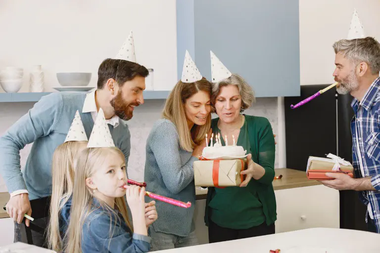 Criar uma lista de desejos digital para uma festa de aniversário
